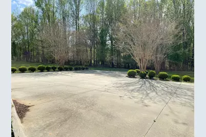 1611 Flora Avenue, Burlington, NC 27217 - Photo 3