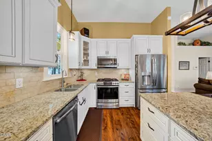 209 Lake Tillery Dr, Cary, NC 27519 - Photo 25
