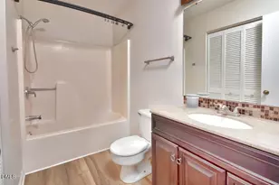 8 Tiffany Pl, Durham, NC 27705 - Photo 23