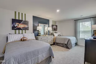 1676 Lilac Gdn Ln, Knightdale, NC 27545 - Photo 5