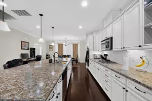 122 Spring Pine Ln, Holly Springs, NC 27540 - Photo 9