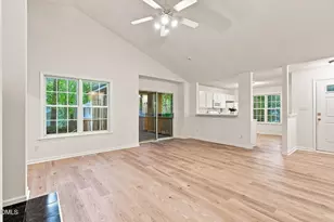 331 Rosehaven Dr, Raleigh, NC 27609 - Photo 7