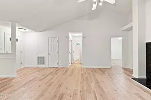 331 Rosehaven Dr, Raleigh, NC 27609 - Photo 5