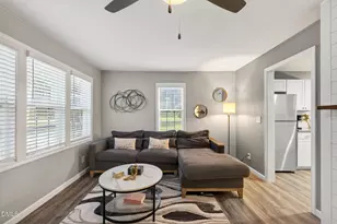 525 Cooper St, Clayton, NC 27520 - Photo 5
