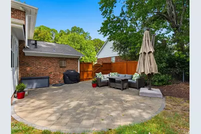 1008 Indian Trail Drive, Raleigh, NC 27609 - Photo 37