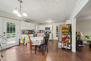 2052 Mango Cir, Fayetteville, NC 28304 - Photo 3