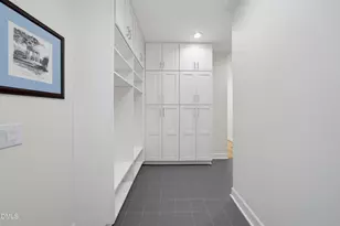 8 Sedgewood Rd, Chapel Hill, NC 27514 - Photo 17