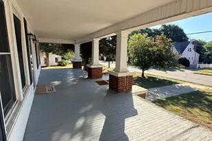 107 N Morgan St, Roxboro, NC 27573 - Photo 3
