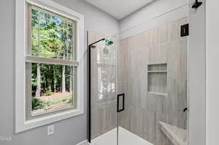 2560 New Hope Dr, Chapel Hill, NC 27514 - Photo 23