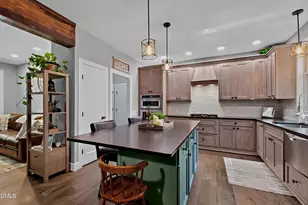 2560 New Hope Dr, Chapel Hill, NC 27514 - Photo 11