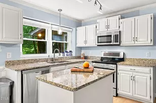 109 W Laurenbrook Ct, Cary, NC 27518 - Photo 11