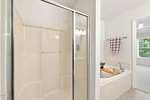 11019 Southwalk Ln, Raleigh, NC 27614 - Photo 29