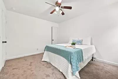 507 Sussex Avenue, Sanford, NC 27330 - Photo 17