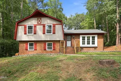 507 Sussex Avenue, Sanford, NC 27330 - Photo 1