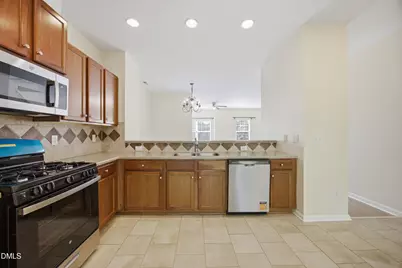 316 Linden Park Lane, Cary, NC 27519 - Photo 9