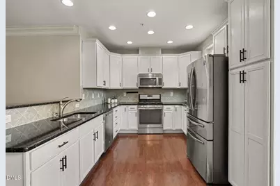 10510 Sablewood Drive #109, Raleigh, NC 27617 - Photo 11