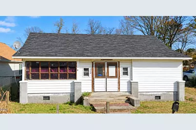 407 E Waddell Street, Selma, NC 27576 - Photo 1