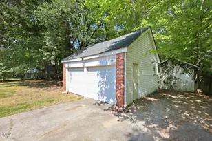 160 W Young Ave, Henderson, NC 27536 - Photo 21