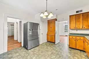 160 W Young Ave, Henderson, NC 27536 - Photo 15