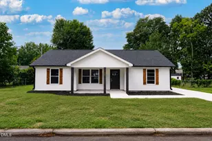 606 E Bay St, Dunn, NC 28334 - Photo 1
