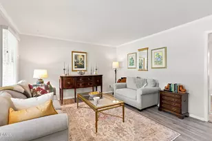 1120 Shetland Ct, Raleigh, NC 27609 - Photo 5