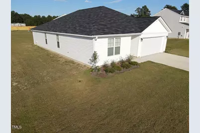 195 Presley Street, Raeford, NC 28376 - Photo 5