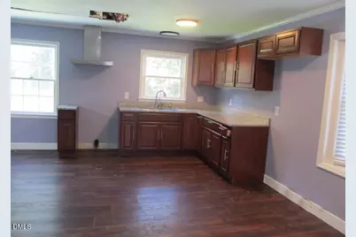 505 N East Street, Roseboro, NC 28382 - Photo 11