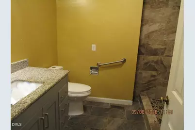 505 N East Street, Roseboro, NC 28382 - Photo 13
