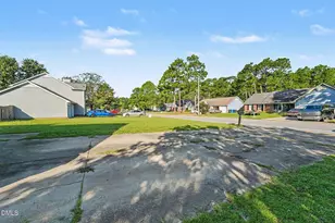 6531 Brookshire St, Fayetteville, NC 28314 - Photo 27