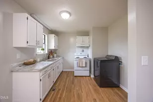 60 White Woods Rd, Roseboro, NC 28382 - Photo 7