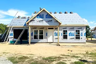 281 Pearce St, Princeton, NC 27569 - Photo 1