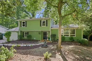 4904 Brookhurst Pl, Raleigh, NC 27609 - Photo 1