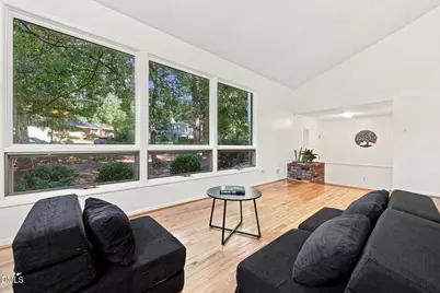 4904 Brookhurst Place, Raleigh, NC 27609 - Photo 13