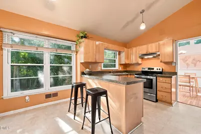 4904 Brookhurst Place, Raleigh, NC 27609 - Photo 19