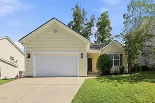 412 Holly Thorn Trace, Holly Springs, NC 27540 - Photo 1
