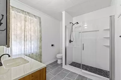 302 W E Street, Erwin, NC 28339 - Photo 9
