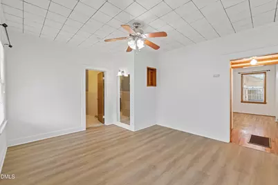 302 W E Street, Erwin, NC 28339 - Photo 13