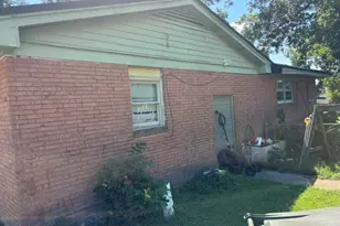 100 Brock St, Goldsboro, NC 27530 - Photo 5