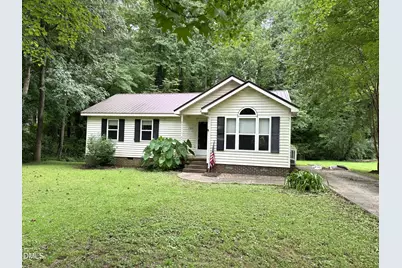709 N Fir Avenue, Siler City, NC 27344 - Photo 1