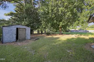 302 E 17th St, Scotland Neck, NC 27874 - Photo 35