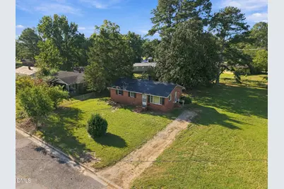 302 E 17th Street, Scotland Neck, NC 27874 - Photo 3