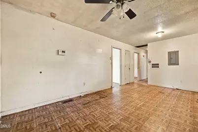 302 E 17th Street, Scotland Neck, NC 27874 - Photo 17