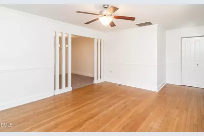 1527 Sherwood Drive, Burlington, NC 27215 - Photo 5