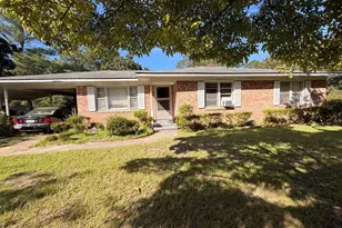 2010 Biltmore Dr, Fayetteville, NC 28304 - Photo 1