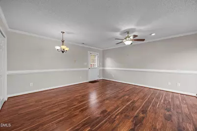 145 S Patterson Street, Coats, NC 27521 - Photo 5