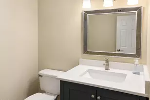 214 Clearport Dr, Cary, NC 27519 - Photo 9