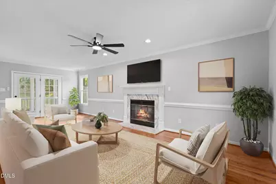 308 W Elm Avenue, Holly Springs, NC 27540 - Photo 5