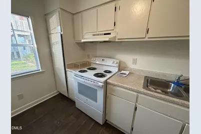 2504 Avent Ferry Road #103, Raleigh, NC 27606 - Photo 9