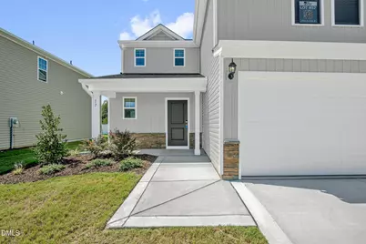 17 W Emily Gardens Drive, Selma, NC 27576 - Photo 5