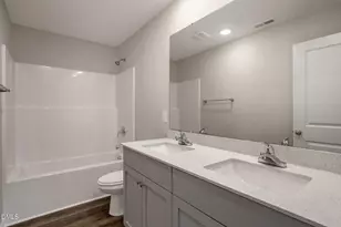 25 W Emily Gardens Dr, Selma, NC 27576 - Photo 29